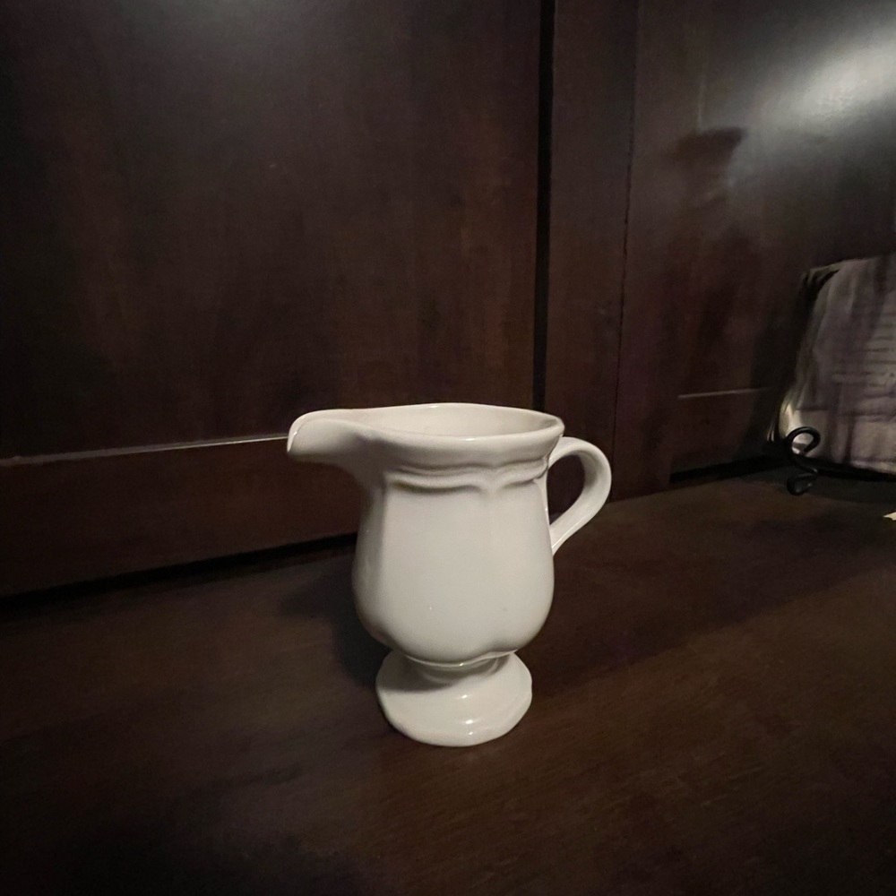 Elegant Mikasa White Ceramic Pitcher